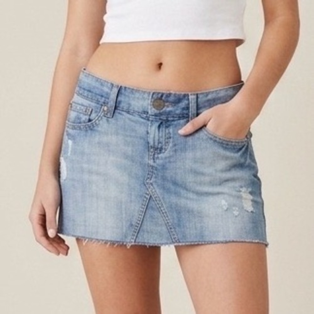 Vtg Y2K American Eagle Denim Micro Mini Skirt Sz 2 Low Rise Raw Hem Distressed